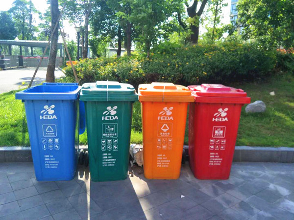 湖南长沙塑料垃圾桶