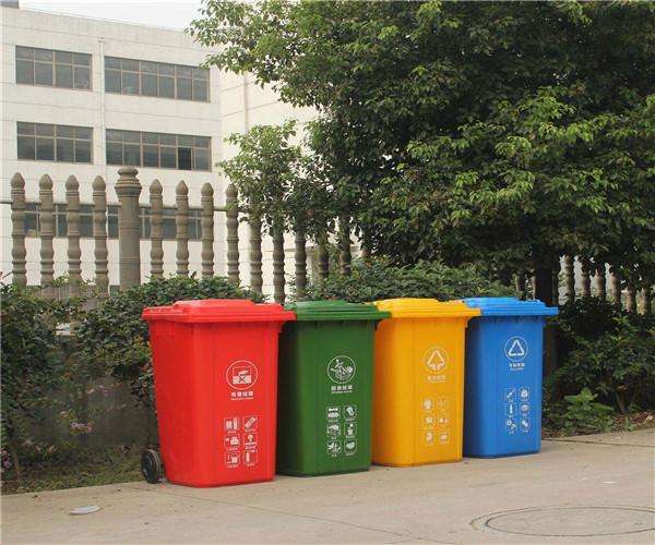 来自河南垃圾桶厂家的分类垃圾桶的赢得社区居民赞扬