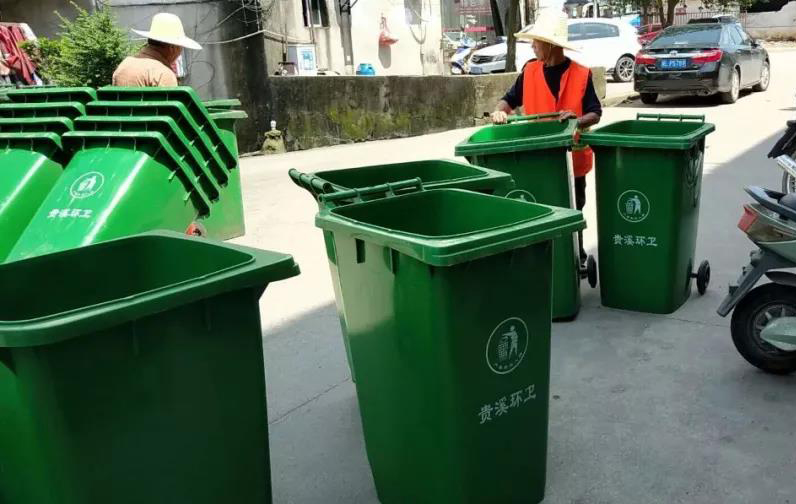 北京誉天下社区更换垃圾分类垃圾桶美化园区环境