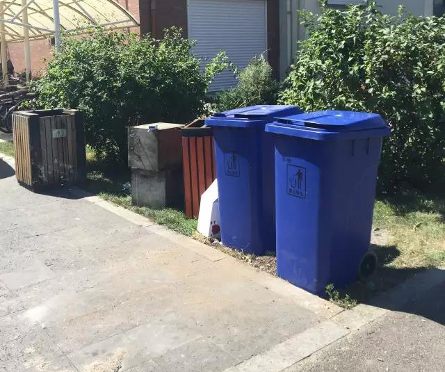 西安辖区院落更换垃圾分类垃圾桶 改善院落卫生