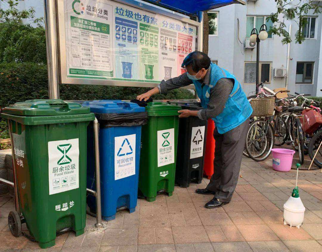 天津、九江新增垃圾分类垃圾桶 完善环卫基础设施