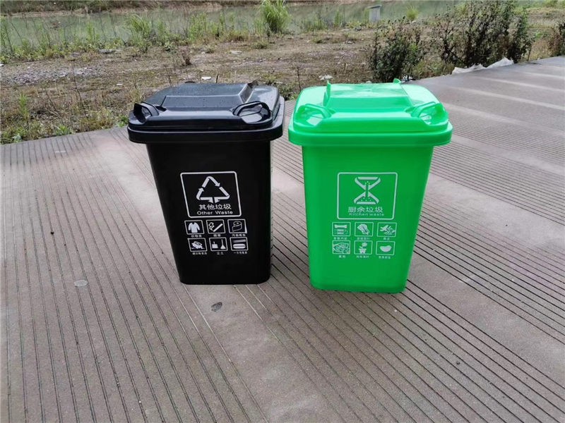 吉林延边龙井市200个垃圾分类垃圾桶助力美丽乡村建设